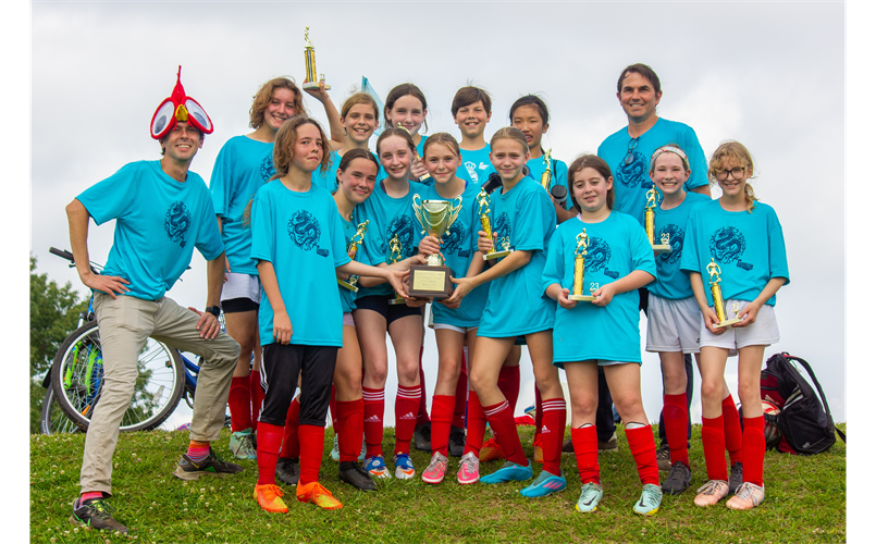 U13G Soccer Champs - The Dragons