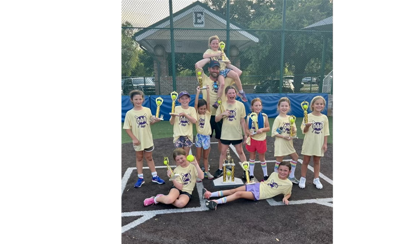 7/8 Softball Champs - Bat Girls